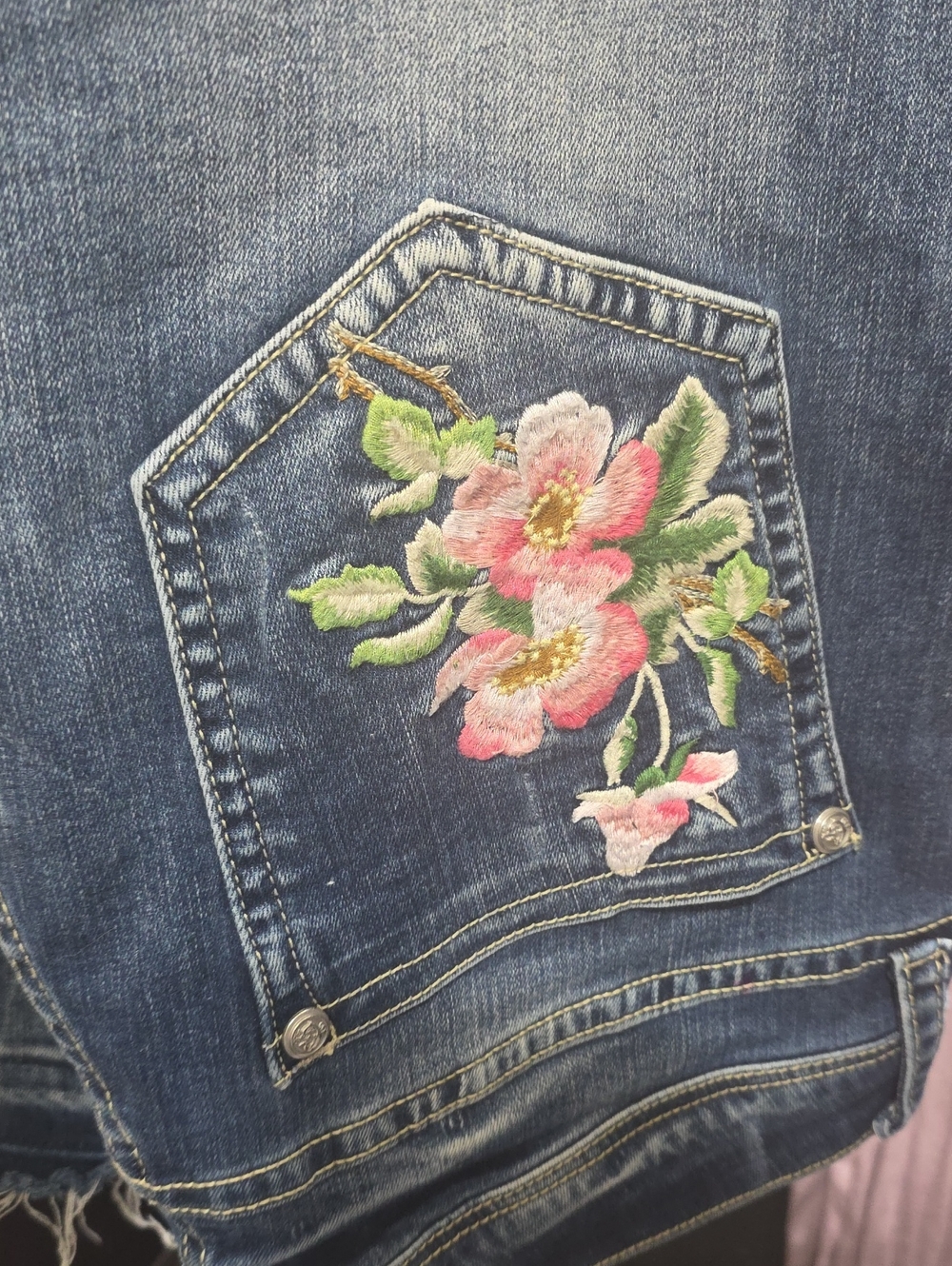 Grace In LA Denim Jeans Sz32 with Pink Floral Embroidery